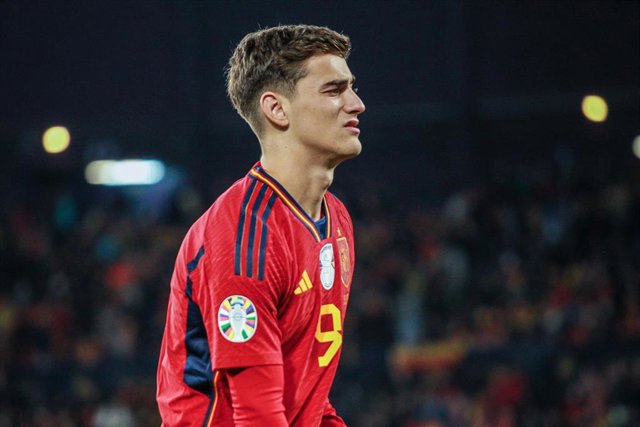 Pablo Gavi of Spain gestures during the UEFA EURO 2024 European qualifier match between Spain and Georgia at Jose Zorrilla Stadium on November 19, 2023 in Valladolid, Spain