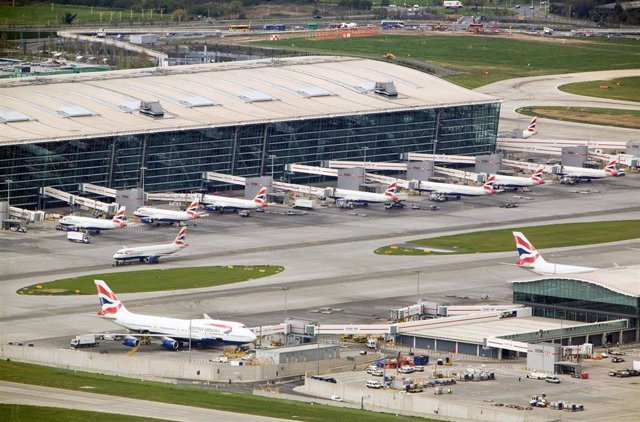 Archivo - Terminal T5 del aeropuerto de Londres Heathrow (Ferrovial).