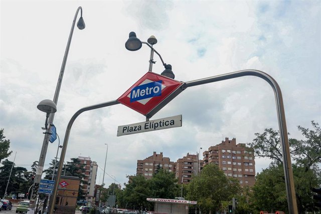Archivo - La estación de Metro Plaza Elíptica