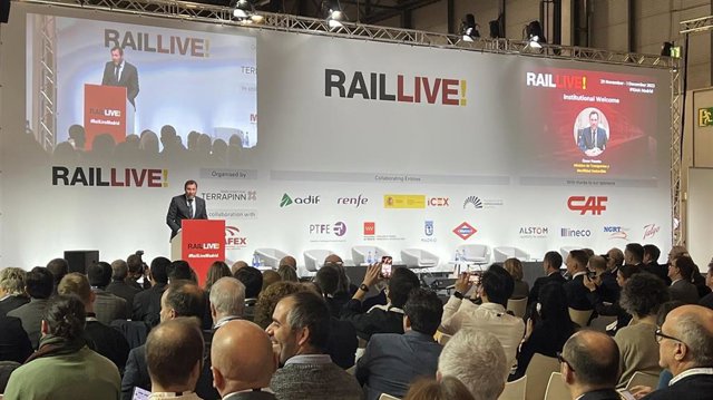 El ministro de Transportes y Movilidad Sostenible, Óscar Puente, en la inauguración de Rail Live