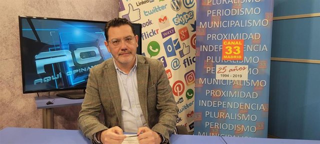 Carlos González Pereira, concejal presidente de Villa de Vallecas, en Canal 33 TV de Madrid