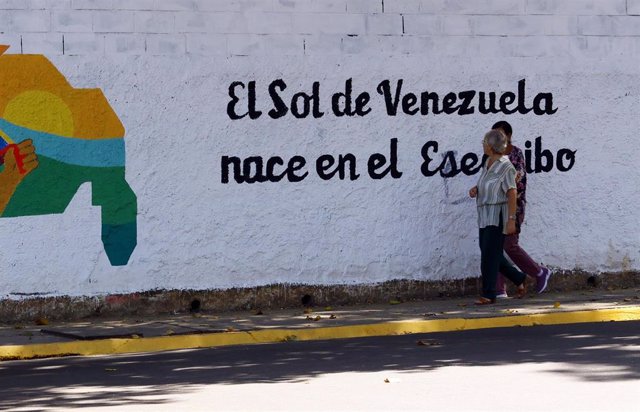 Pintada callejera en Venezuela sobre el conflicto en el Esequibo 