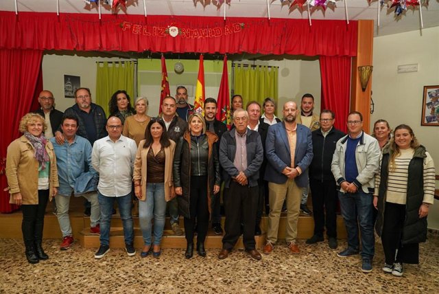 Representantes de las Juntas Vecinales junto a Noelia Arroyo