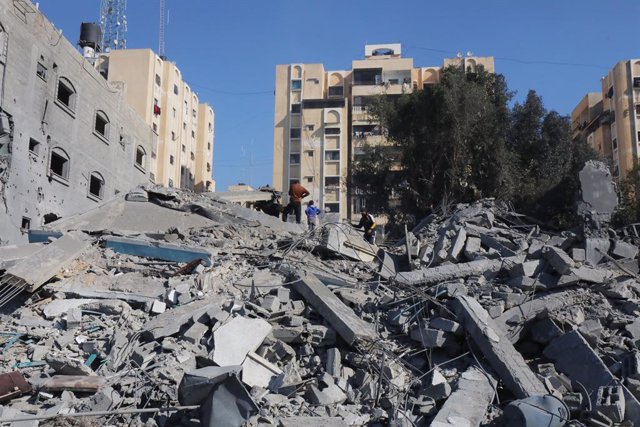 Edificis destruïts per un bombardeig de l'exèrcit d'Israel