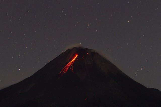 Archivo - Erupció del volcà Merapi, a Indonèsia