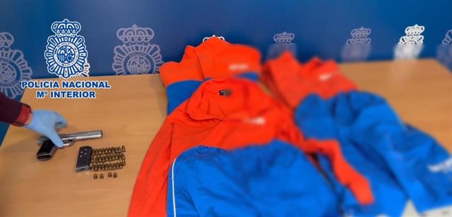 Detenido por atracar un banco con un arma en 2021 al ser identificado tras robar la moto de agente en Alicante