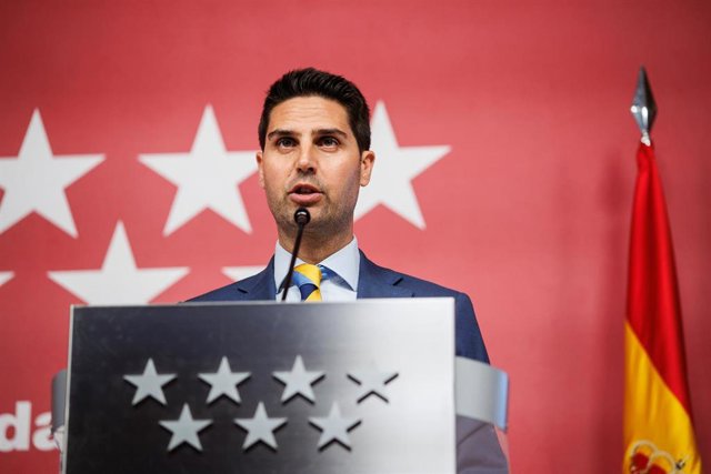 Archivo - El consejero de Educación, Ciencia y Universidades, Emilio Viciana. Archivo.