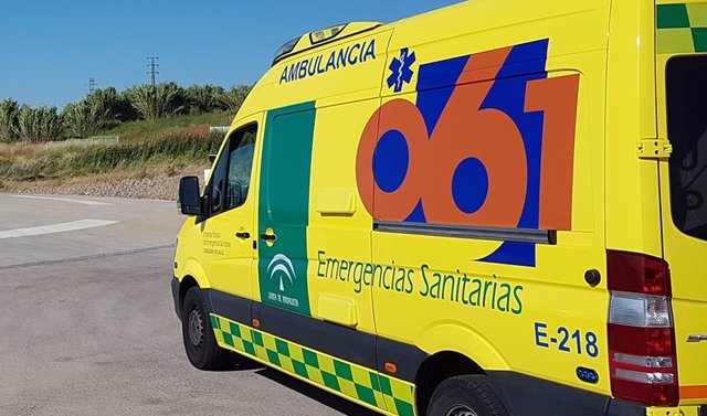 Archivo - Ambulancia de EPES 