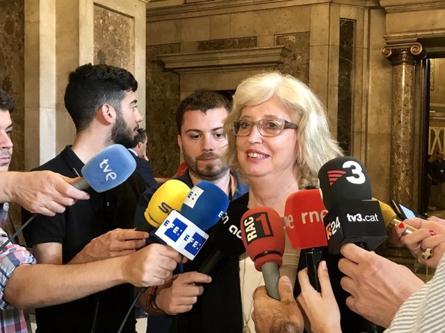 Archivo - L'exconsellera d'Ensenyament de la Generalitat Irene Rigau