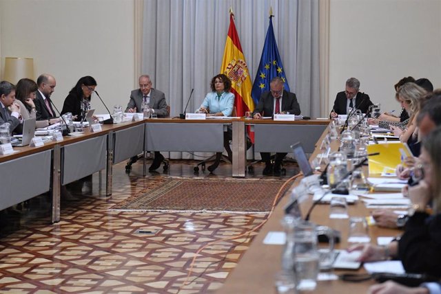 Reunión del Pleno de la Comisión Nacional de Administración Local, en el Palacio de Adanero, a 11 de diciembre de 2023, en Madrid (España). 
