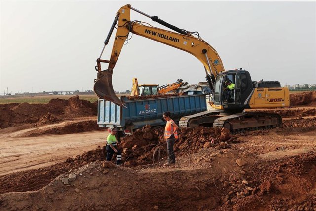 Archivo - Imagen de archivo de las obras en el ramal técnico del tramo norte de la línea 3 del Metro de Sevilla.