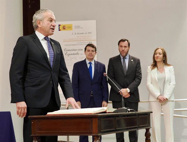Nicanor Jorge Sen Nuevo Delegado De Gobierno En Castilla Y León. Acto Presidido Por El Óscar Puente, Ministro De Transportes Del Gobierno De España Y Alfonso Fernández Mañueco, Presidente De La Junta De Castilla Y León.