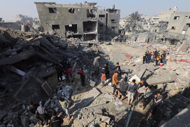 Edificios destruidos por los bombardeos israelíes en la Franja de Gaza