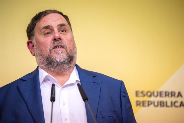 Archivo - El presidente de ERC, Oriol Junqueras, comparece en una rueda de prensa, a 2 de noviembre de 2023, en Barcelona, Catalunya (España).