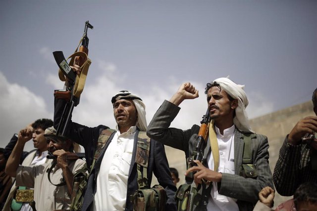 Archivo - Rebeldes huthiés de Yemen