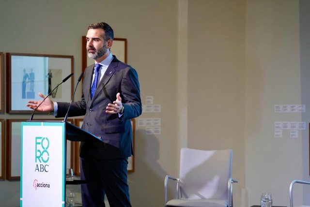 El consejero de Sostenibilidad, Medio Ambiente y Economía Azul, Ramón Fernández-Pacheco, ha apostado por fortalecer y promover las infraestructuras resilientes durante su intervención en una jornada organizada por ABC y Acciona en Sevilla.