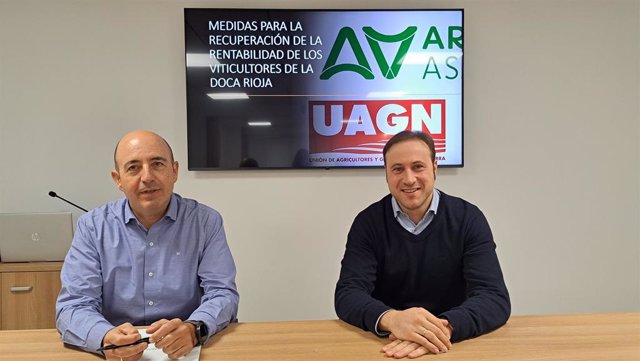 El representante de UAGN en la Interprofesional y el Consejo Regulador, Jorge González, y el secretario general de ARAG-ASAJA, Igor Fonseca