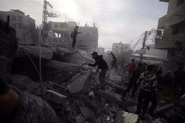 Destrucción provocada por los bombardeos israelíes en la Franja de Gaza