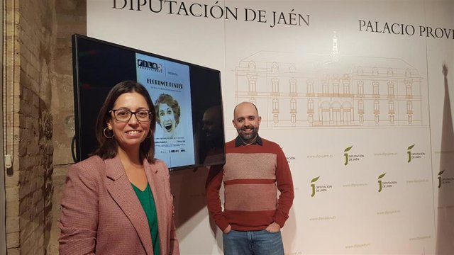 África Colomo y Pedro Lendínez presentan la obra 'Florence Foster'.