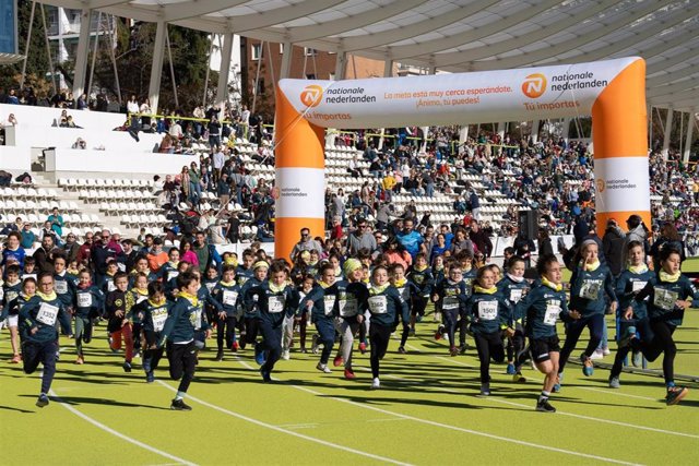 Más de 3.000 niños disfrutan de la Nationale-Nederlanden San Silvestre Vallecana Mini 2023.