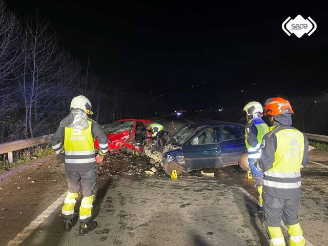 Accidente de tráfico en San Martín del Rey Aurelio