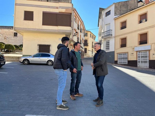 Visita a Santiago-Pontones.