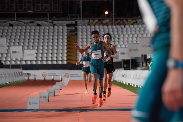 Archivo - Fernando Carro, durante la San Silvestre Vallecana de 2022.