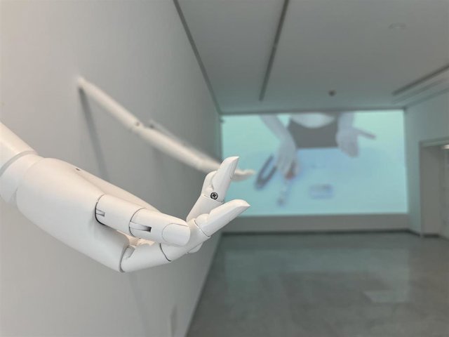 La Junta edita los catálogos de las exposiciones de Pedro Roldán, Ramón Masats y Alicia Sibón