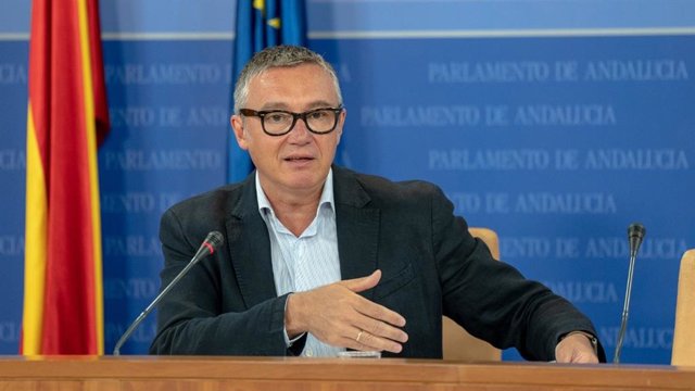 El portavoz parlamentario de Vox, Manuel Gavira