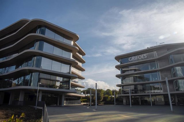 Sede de Grifols en Barcelona, en Sant Cugat del Vallès, Barcelona, Cataluña (España).