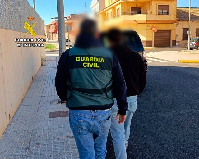 Desmantelada una banda dedicada al hurto agrícola tras robar 150 kilos de boniatos en la Vega Baja