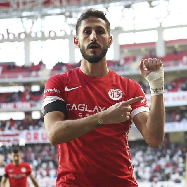 Sagiv Jehezkel, futbolista israelí del equipo de fútbol turco Antalyaspor