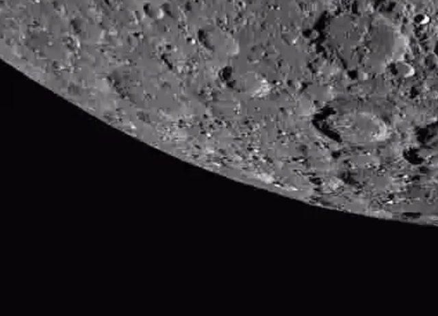 Imagen de la Luna remitida por su aterrizador SLIM