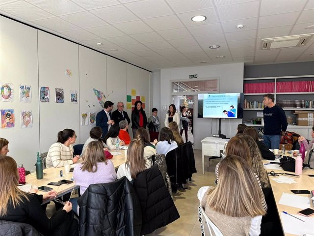 Visita a la sede de Aprompsi en Jaén.