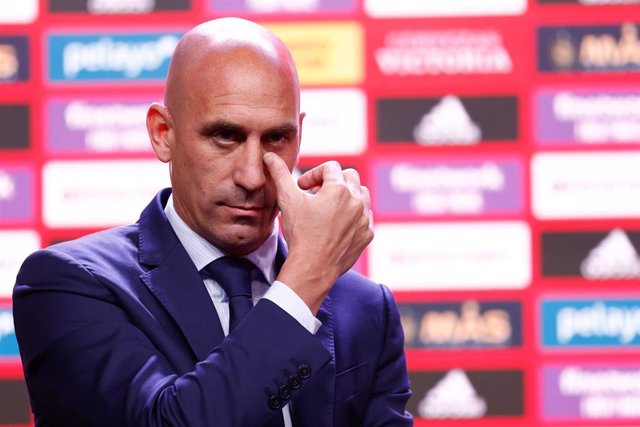 Archivo - Luis Rubiales, President of RFEF, attends during the presentation of Luis de la Fuente as new head coach of Spain football team at Ciudad del Futbol on december 12, 2022, in Las Rozas, Madrid, Spain.