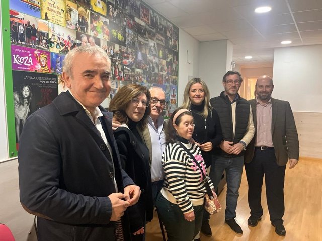 Inauguración de la nueva sala de la asociación.