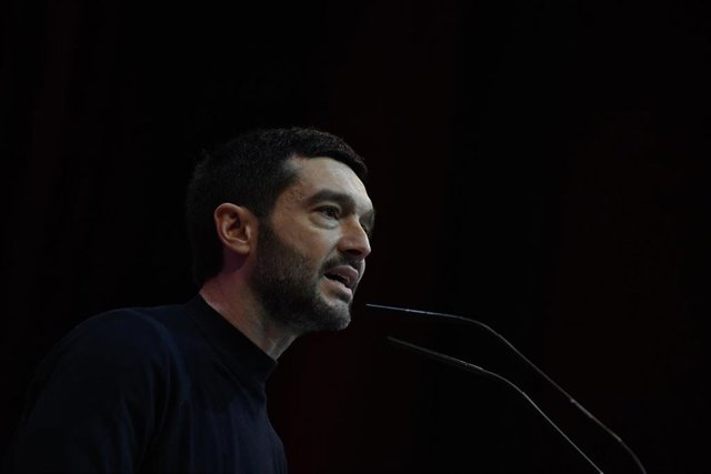 El ministro de Derechos Sociales, Consumo y Agenda 2030, Pablo Bustinduy, en un acto de Sumar
