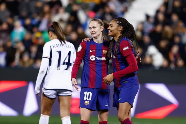 Salma Paralluelo of FC Barcelona celebrates a goal during the Spanish SuperCup 24, Supercopa de Espana, Semi-Final 2, women football match played between FC Barcelona Femenino v Real Madrid Femenino at Estadio de Butarque on January 17, 2024 in Leganes, M