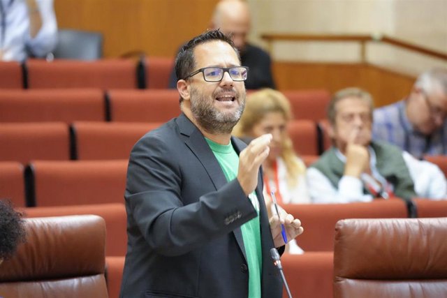 Archivo - El portavoz del Grupo Mixto-Adelante Andalucía, José Ignacio García, en una imagen de archivo en el Parlamento. 