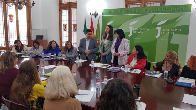 Reunión de las diputaciones andaluzas para coordinar la campaña del 8 de marzo.