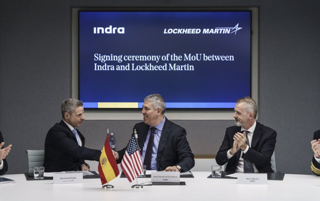 Firma del acuerdo entre Indra y Lockheed Martin