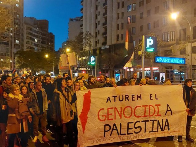 Ciudadanos por Palestina se manifiestan en Palma para exigir "sanciones" y "boicot a Israel"