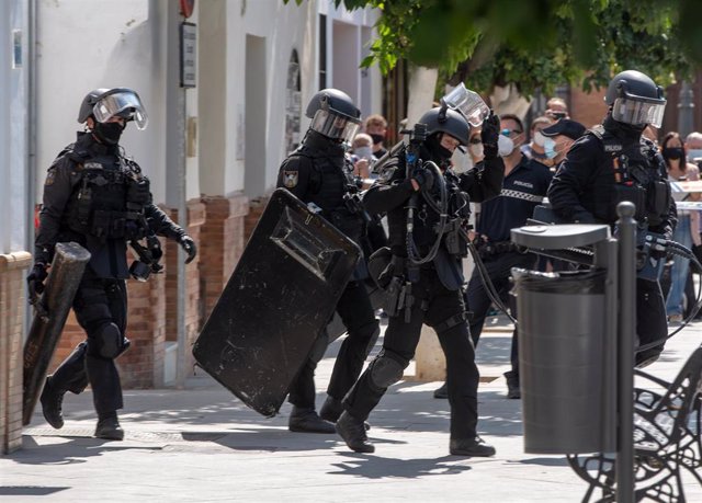 Domicilio donde ha sido detenido un menor sirio de 17 años en una operación contra el yihadismo en la calle Cuesta Bernardo de Montellano. A 22 de enero de 2024, en Montellano, Sevilla (Andalucía, España)