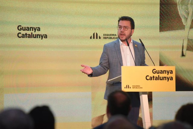 Archivo - El presidente de la Generalitat de Catalunya, Pere Aragonés, interviene durante el Consell Nacional de ERC, en el auditorio del Coac, a 20 de enero de 2024, en Barcelona, Catalunya (España).