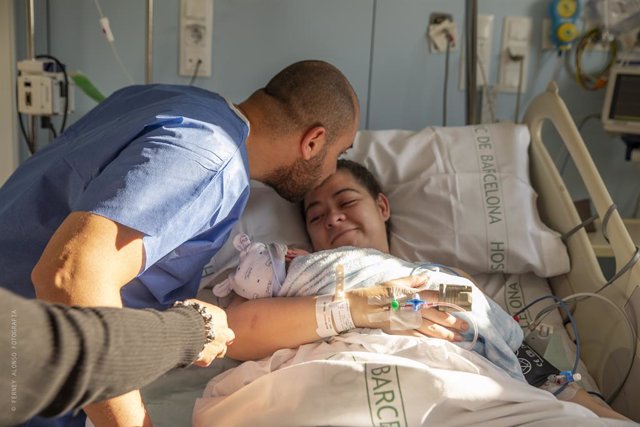 La mare i el nadó a l'Hospital Clínic de Barcelona