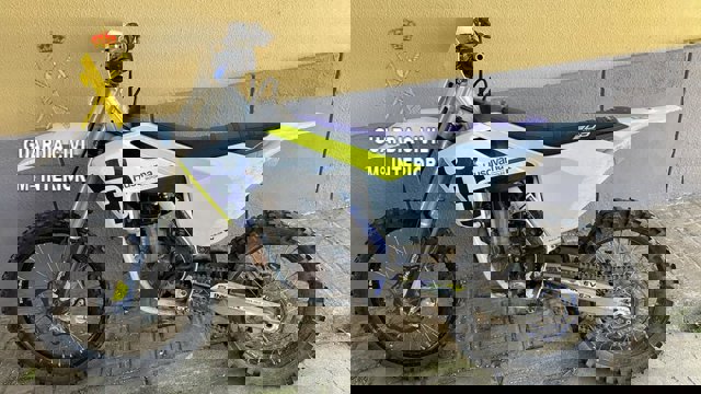 Una de las motos recuperadas por la Guardia Civil.