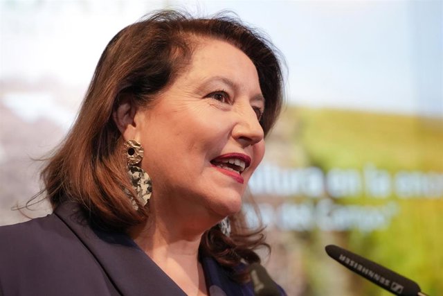 La consejera de Agricultura, Pesca, Agua, y Desarrollo Rural, Carmen Crespo