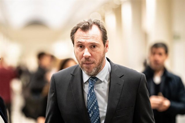 Archivo - El ministro de Transportes y Movilidad Sostenible, Óscar Puente