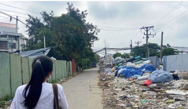 Vertedero plástico en Vietnam