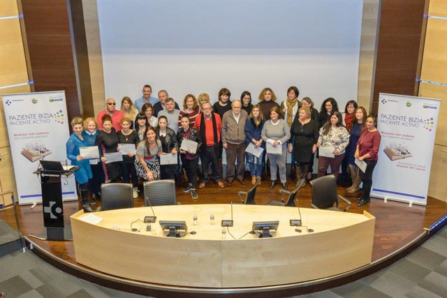 Archivo - 'Paziente Bizia' Topaketa Bat.